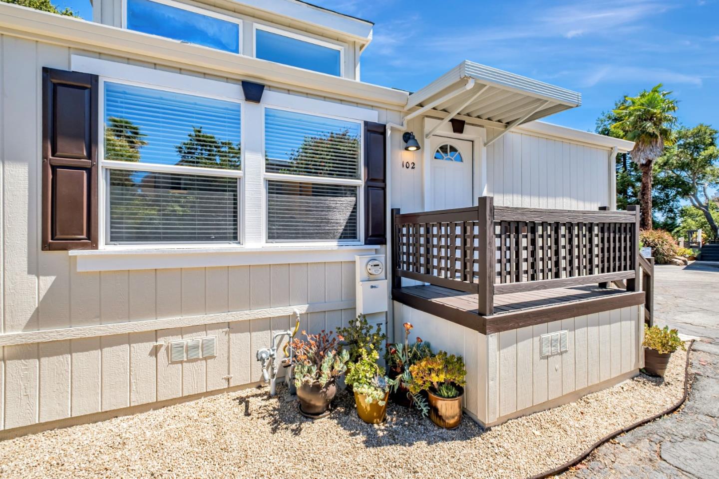 4300 Soquel Drive Unit: 102