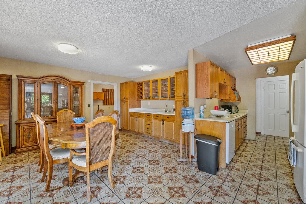 1239 La Madrona Drive