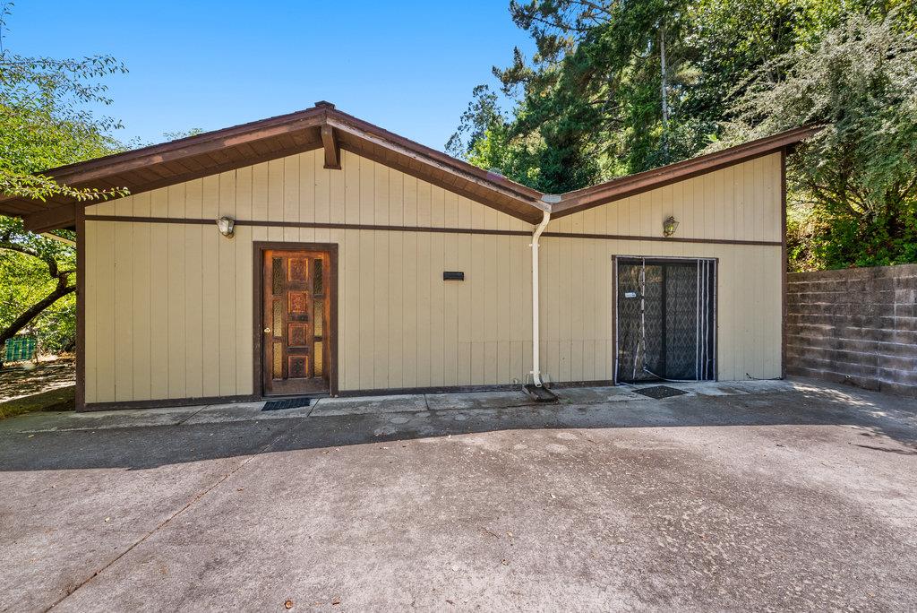 1239 La Madrona Drive