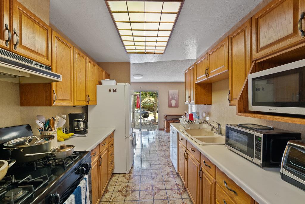 1239 La Madrona Drive