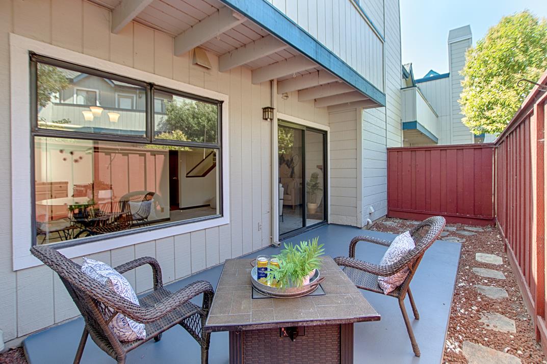 2607 Mallory Lane