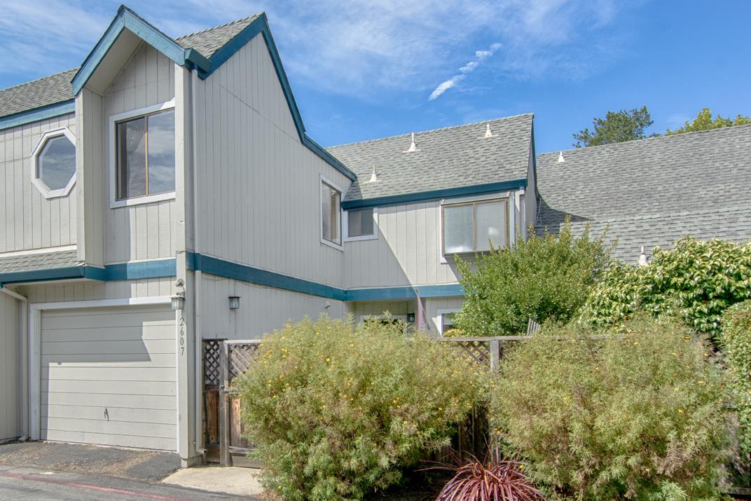 2607 Mallory Lane