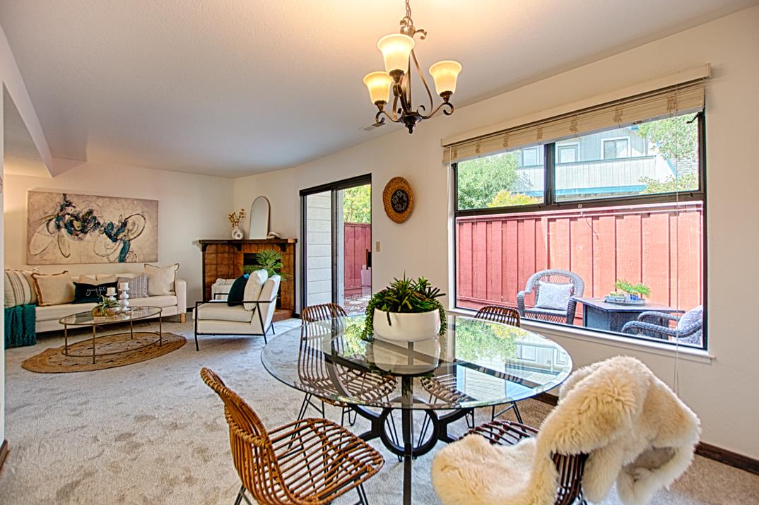 2607 Mallory Lane