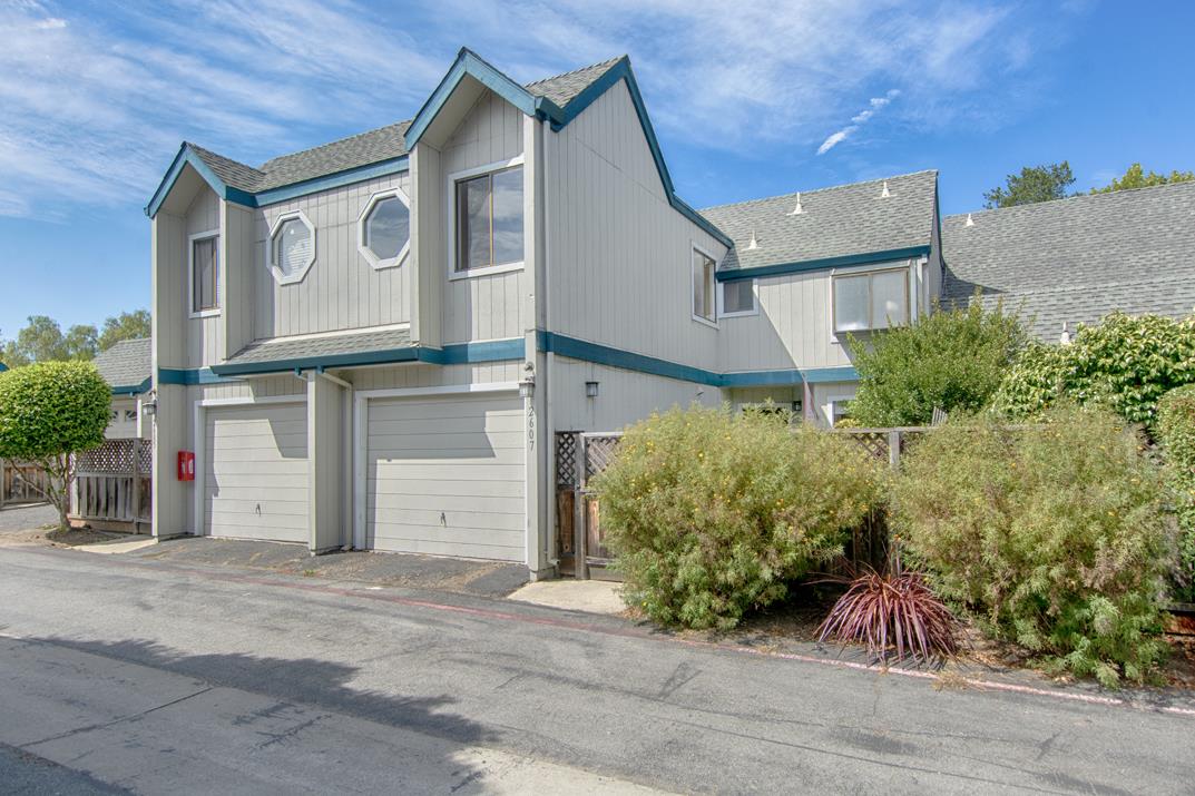 2607 Mallory Lane
