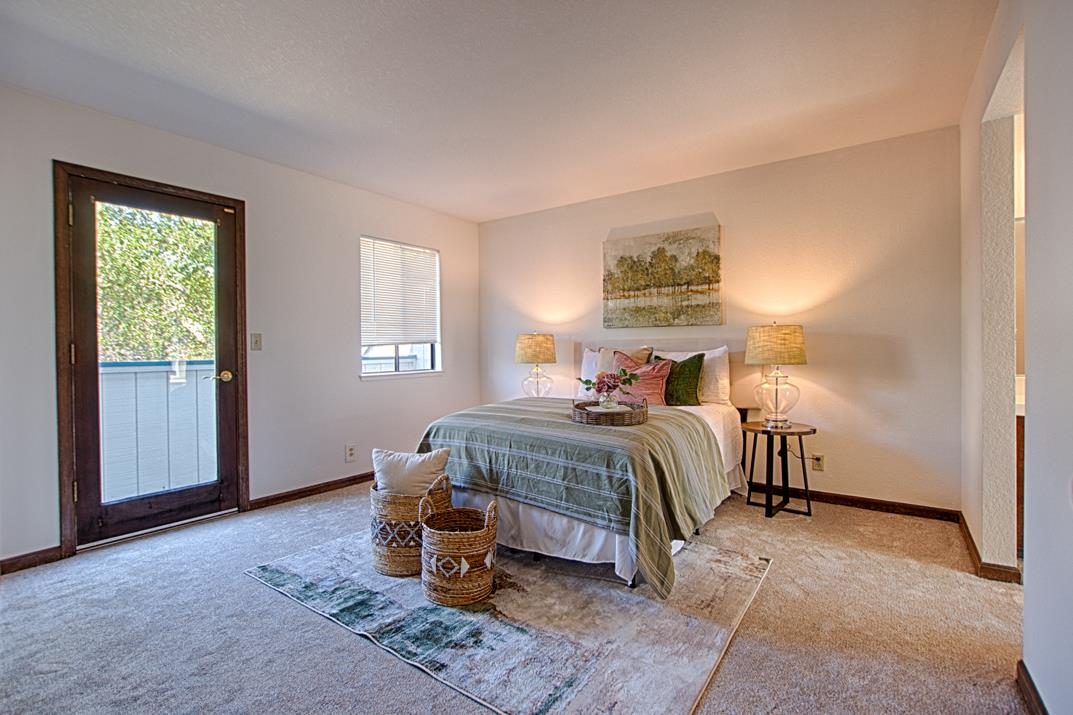 2607 Mallory Lane