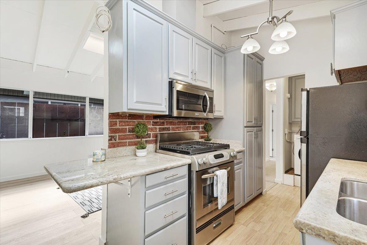 342 Wilkes Circle