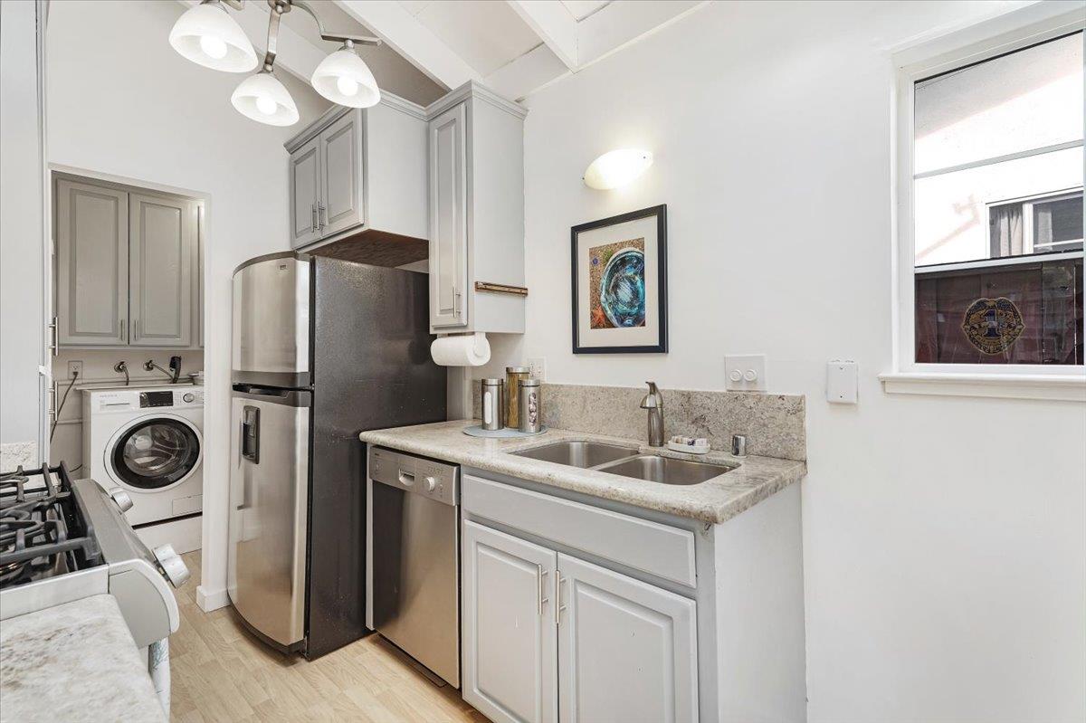 342 Wilkes Circle