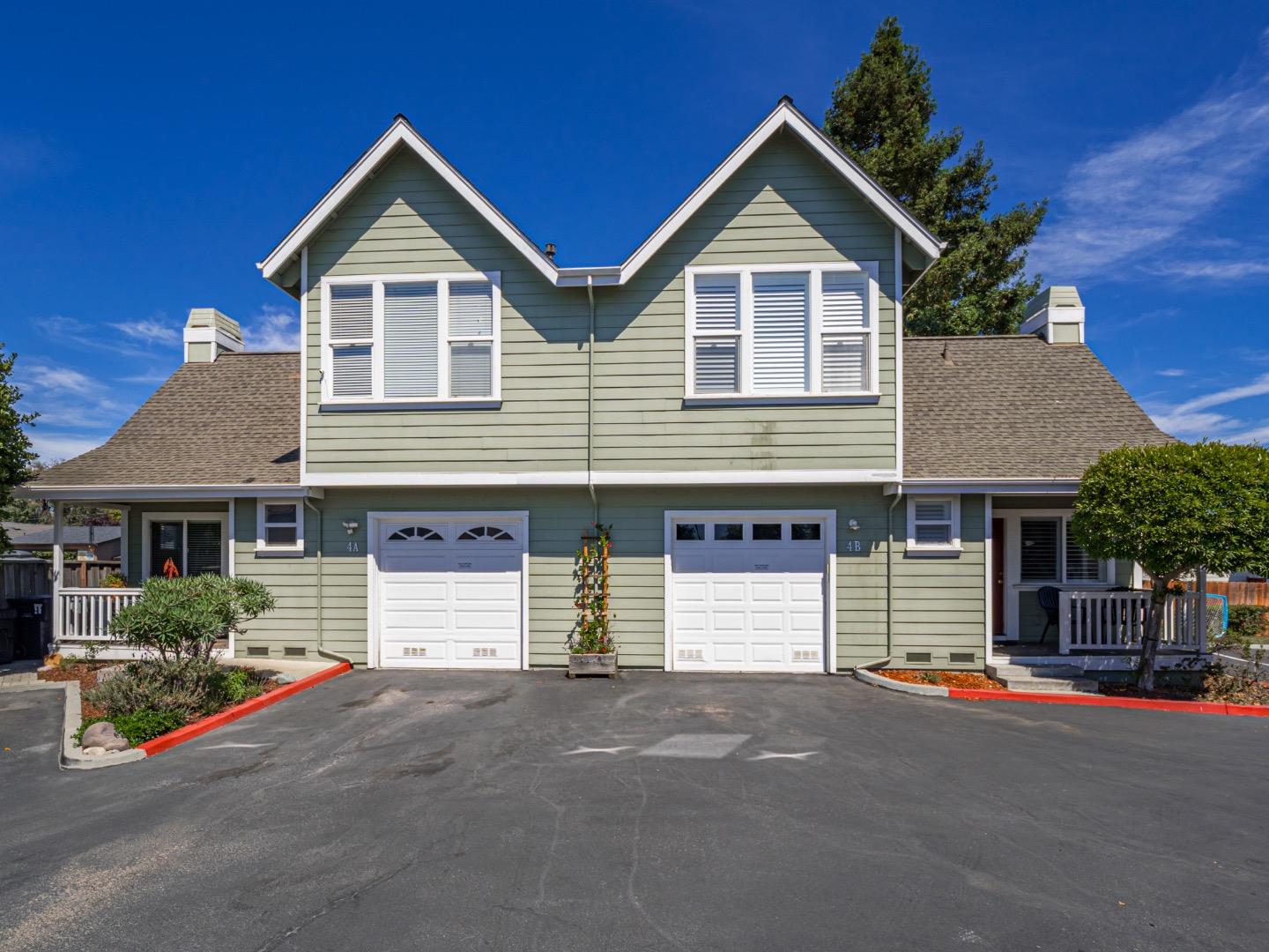 4 Holly Drive B