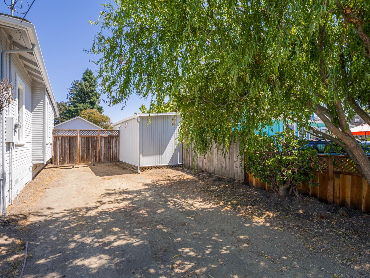 614 Poplar Avenue