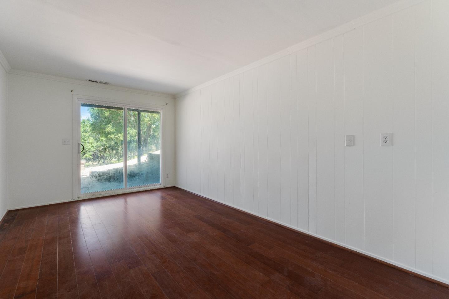 155 Stanford DR