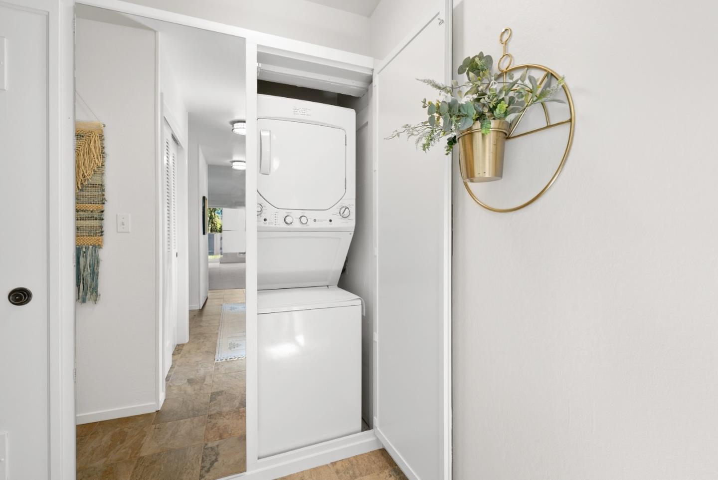 115 Del Mesa Carmel