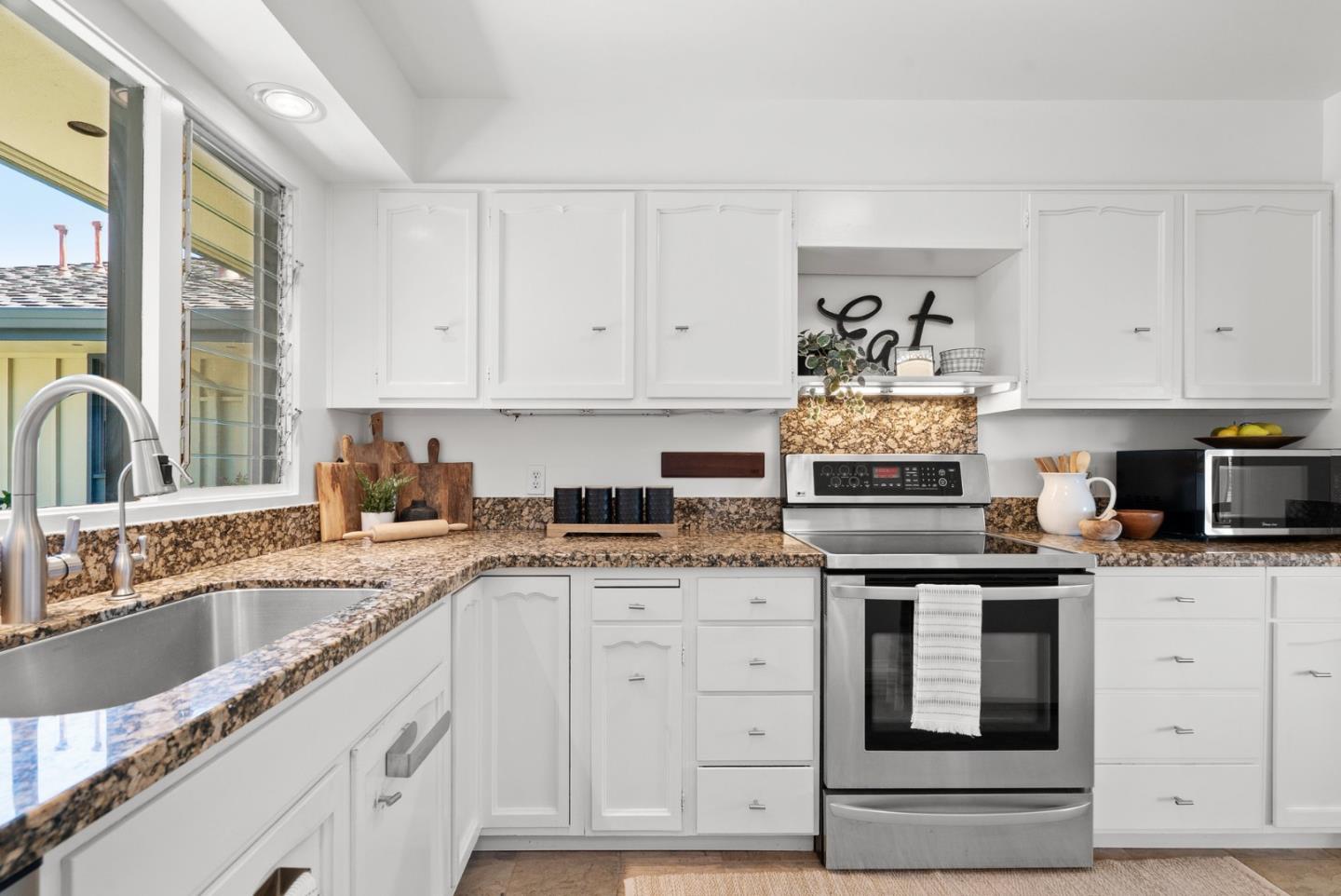 115 Del Mesa Carmel