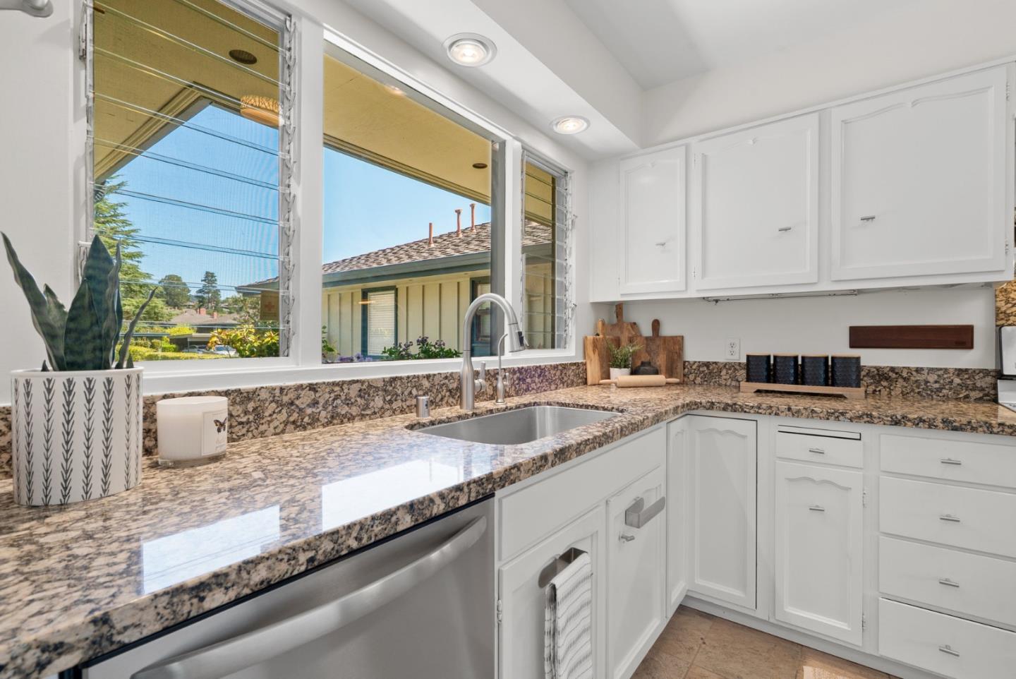 115 Del Mesa Carmel