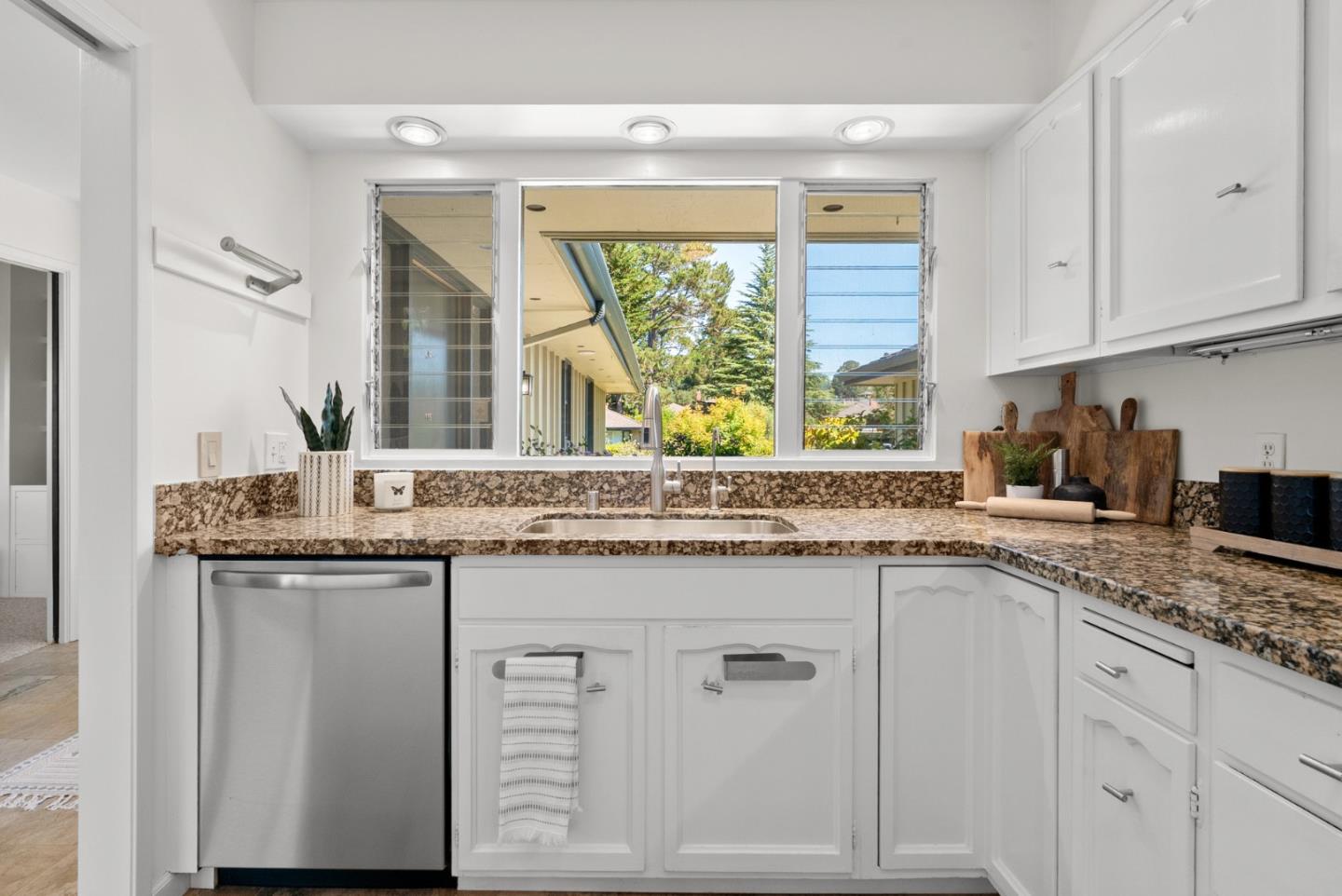 115 Del Mesa Carmel