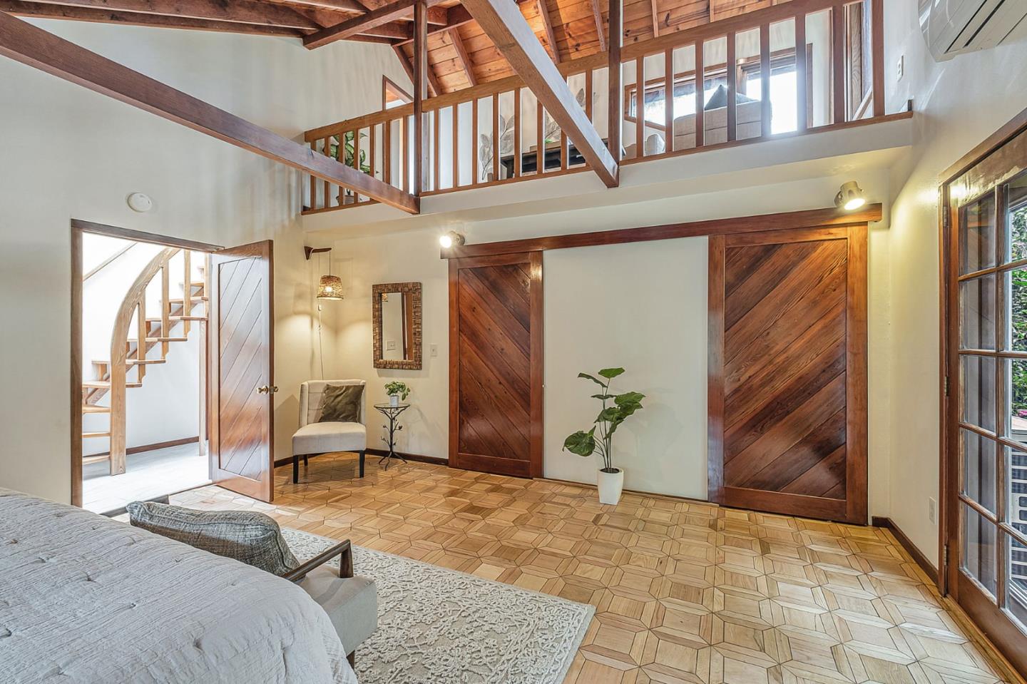 384 Sand Hill Road