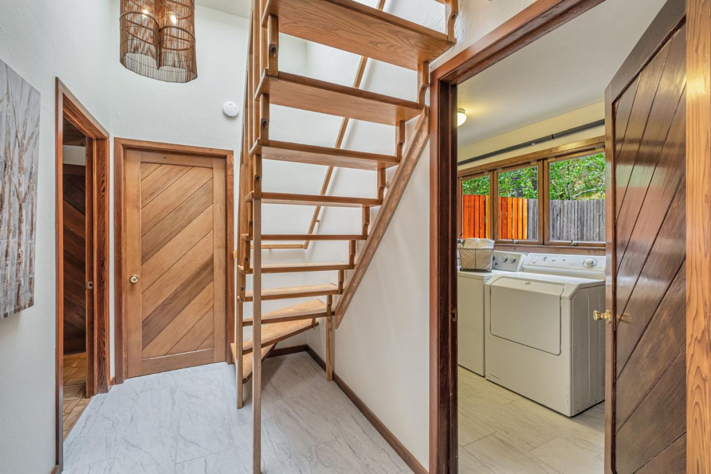 384 Sand Hill Road