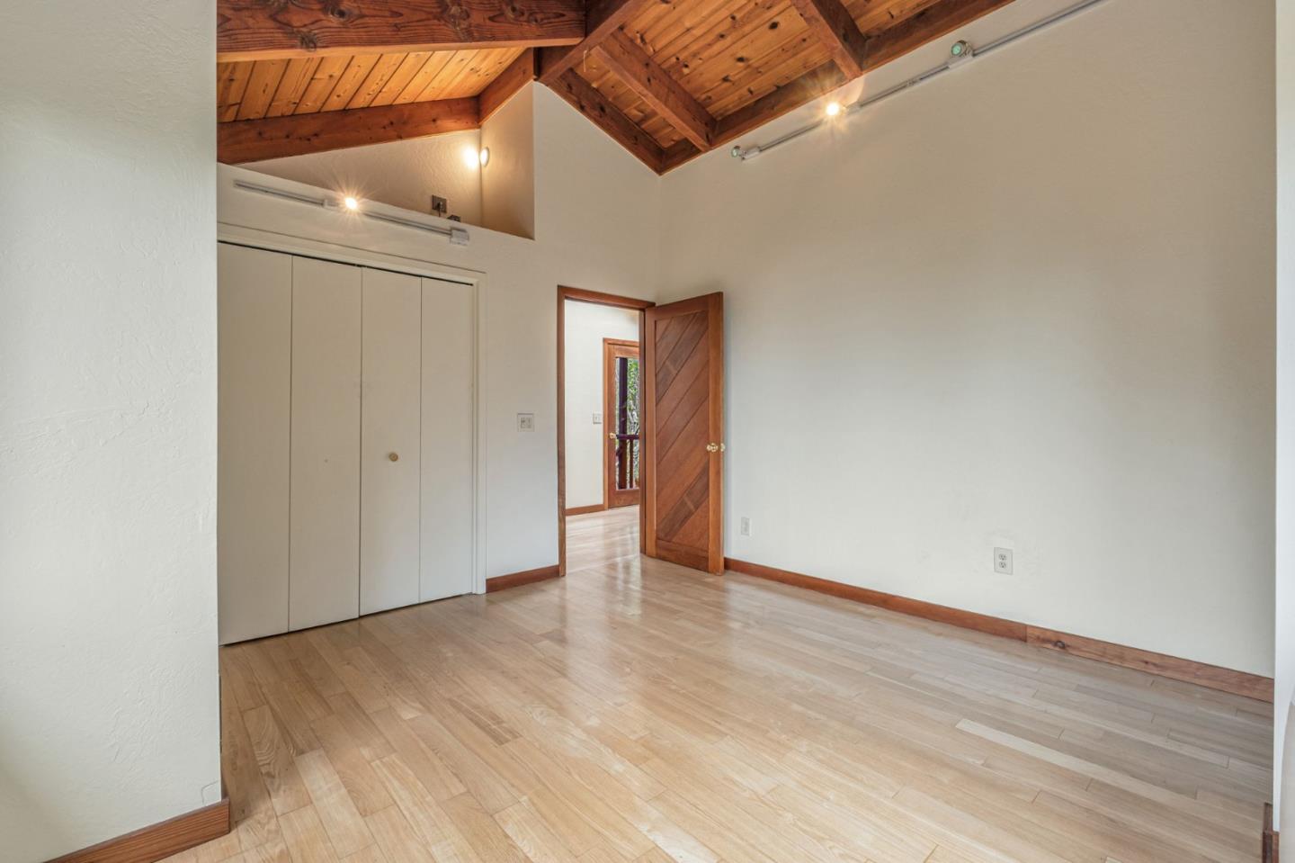 384 Sand Hill Road