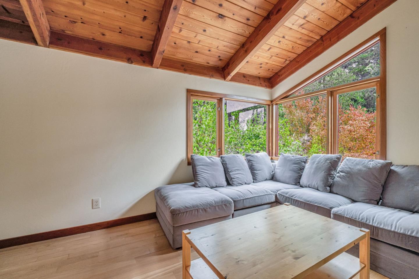 384 Sand Hill Road