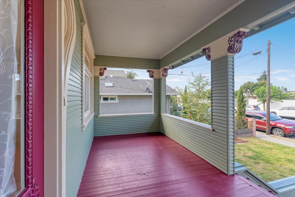 234 Maple Avenue