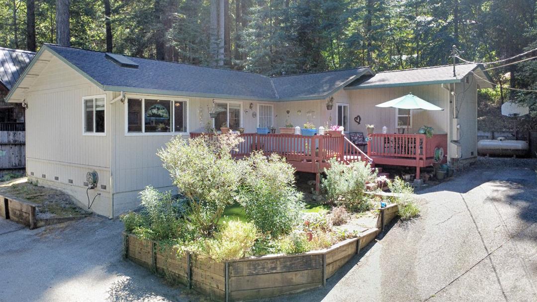 1151 Lakeside Drive