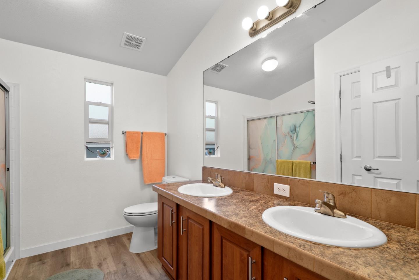 2395 Delaware AVE 88
