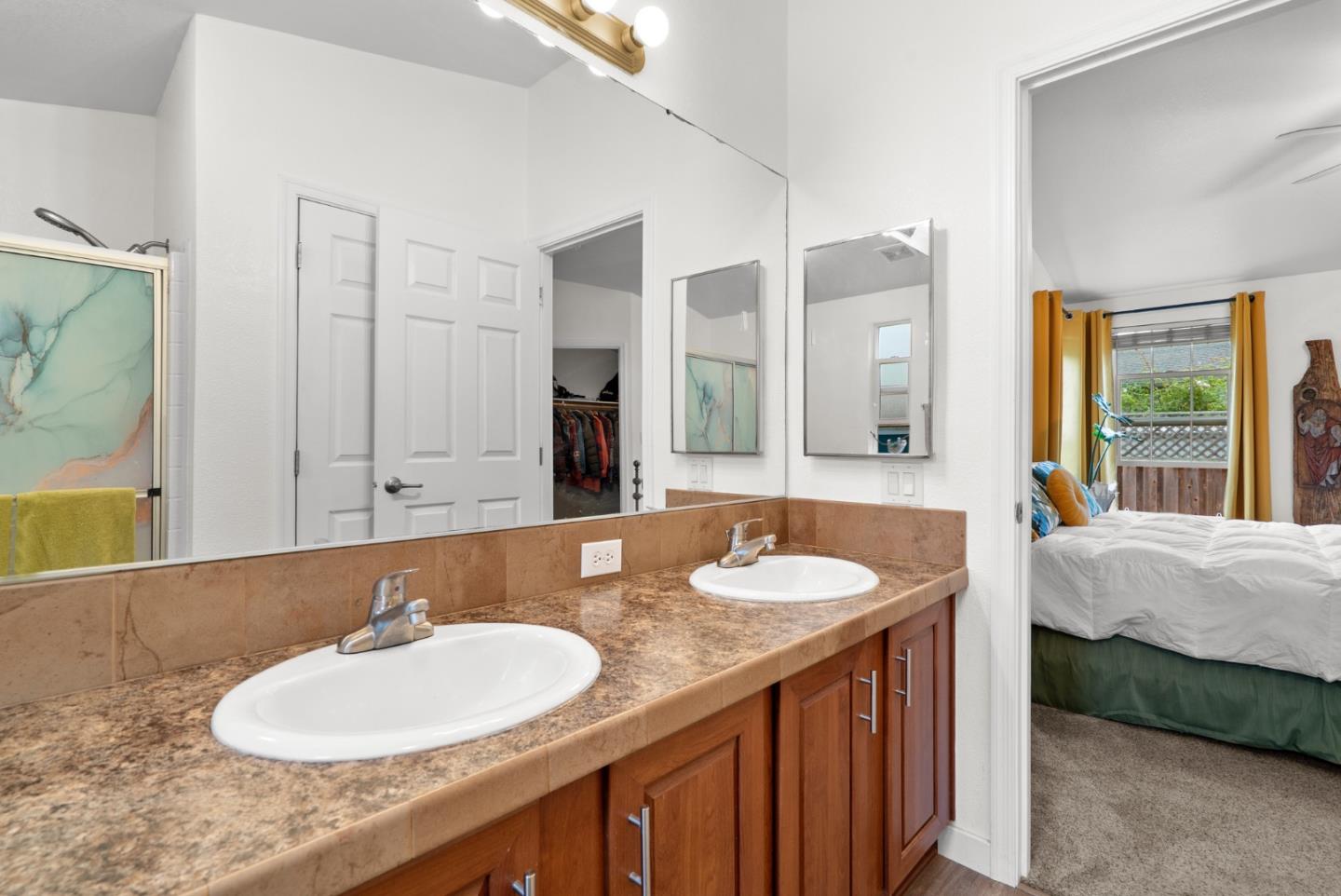 2395 Delaware AVE 88