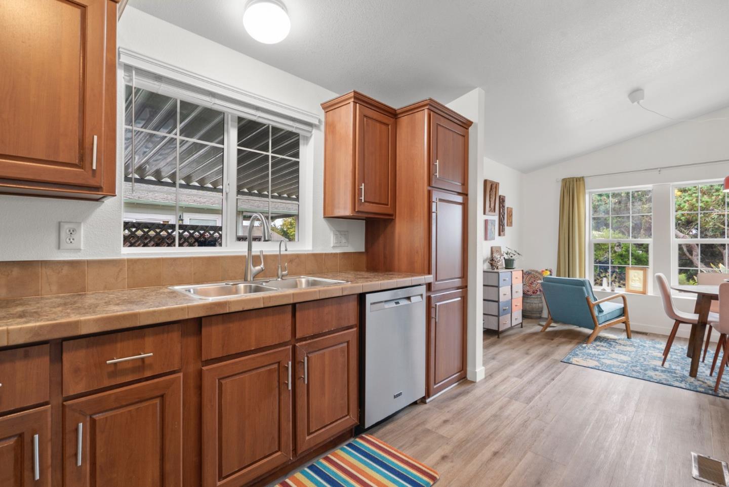 2395 Delaware AVE 88