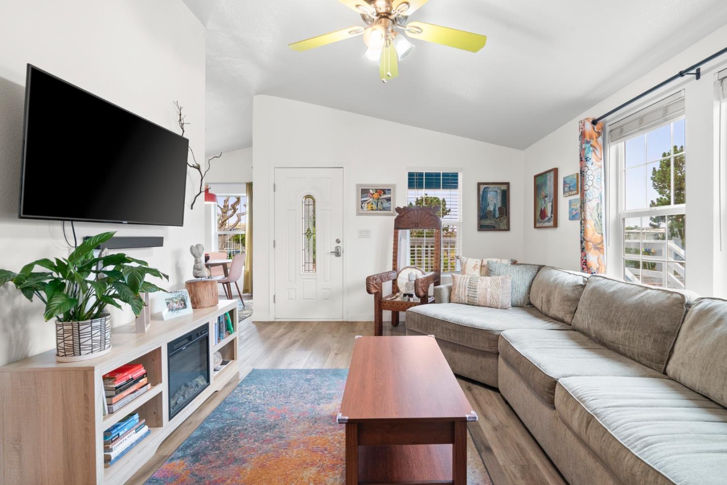 2395 Delaware AVE 88