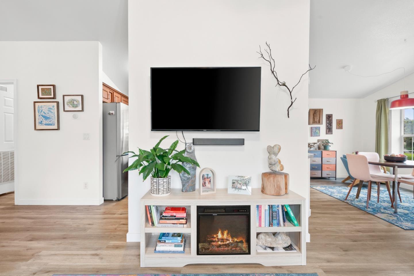 2395 Delaware AVE 88