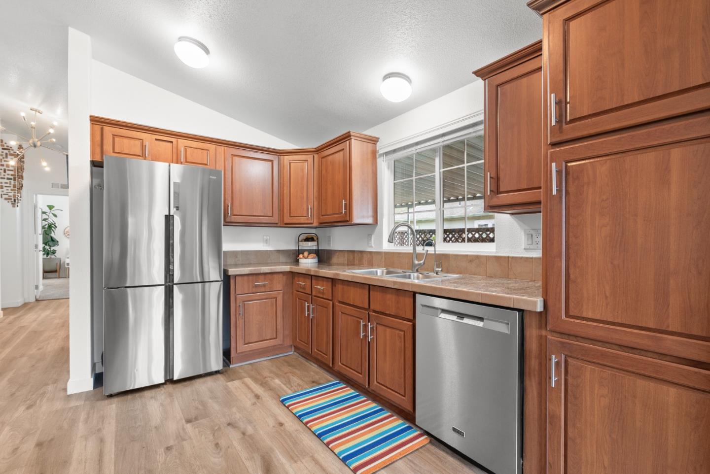 2395 Delaware AVE 88