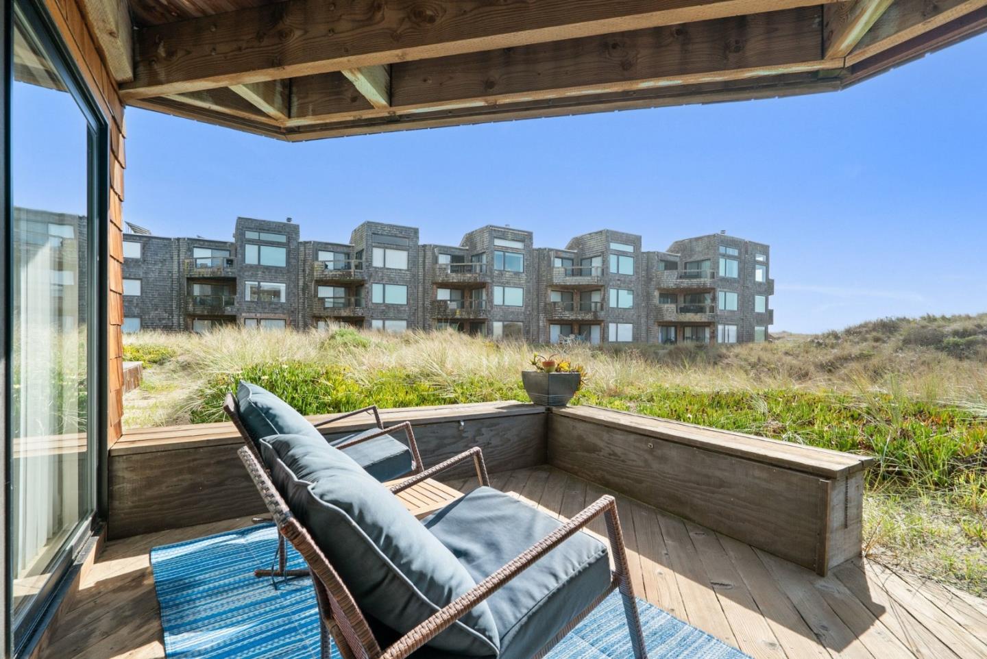 101 Shell Drive 208