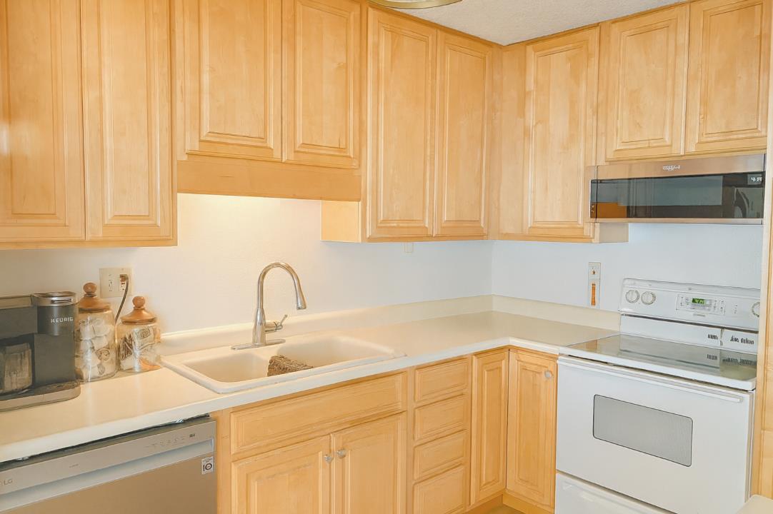 825 Balboa Avenue 306