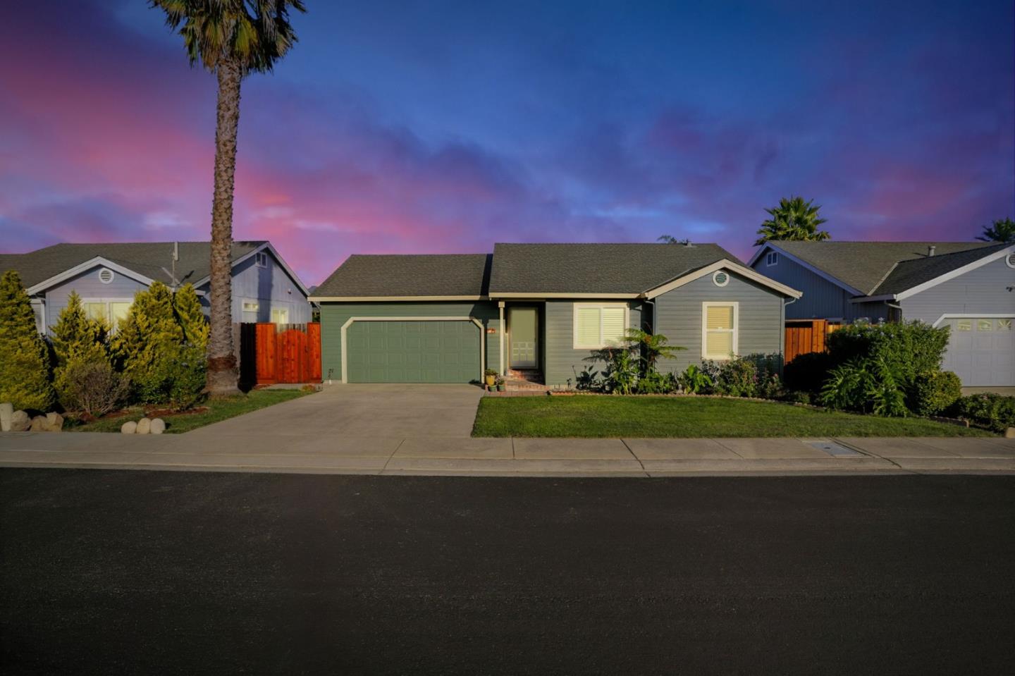125 Lapis Drive