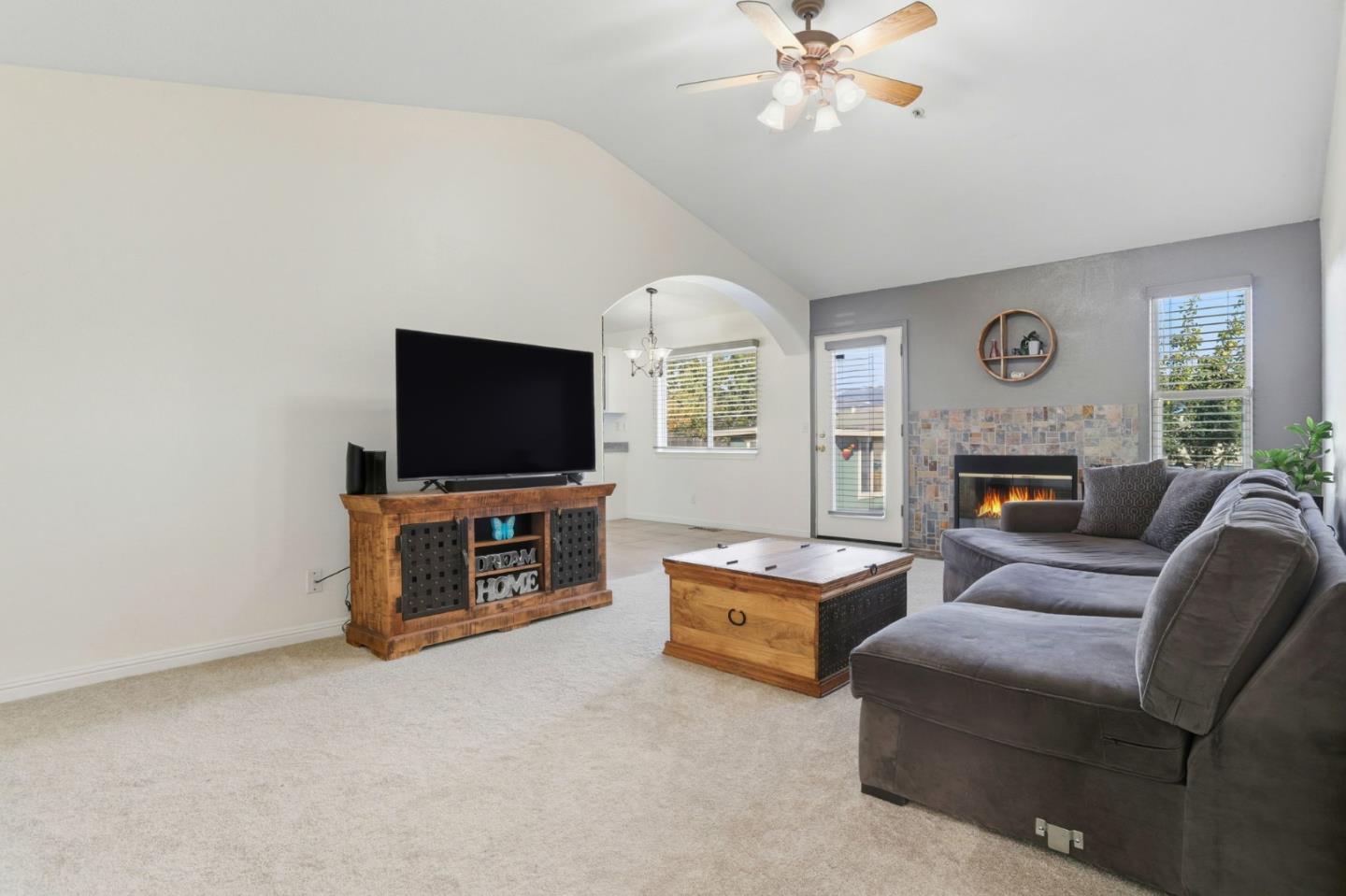 125 Lapis Drive