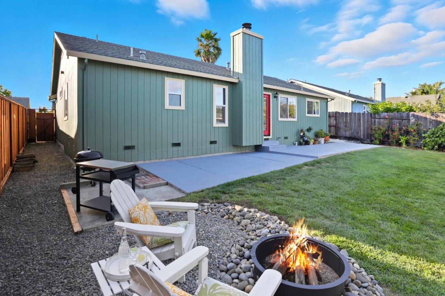125 Lapis Drive