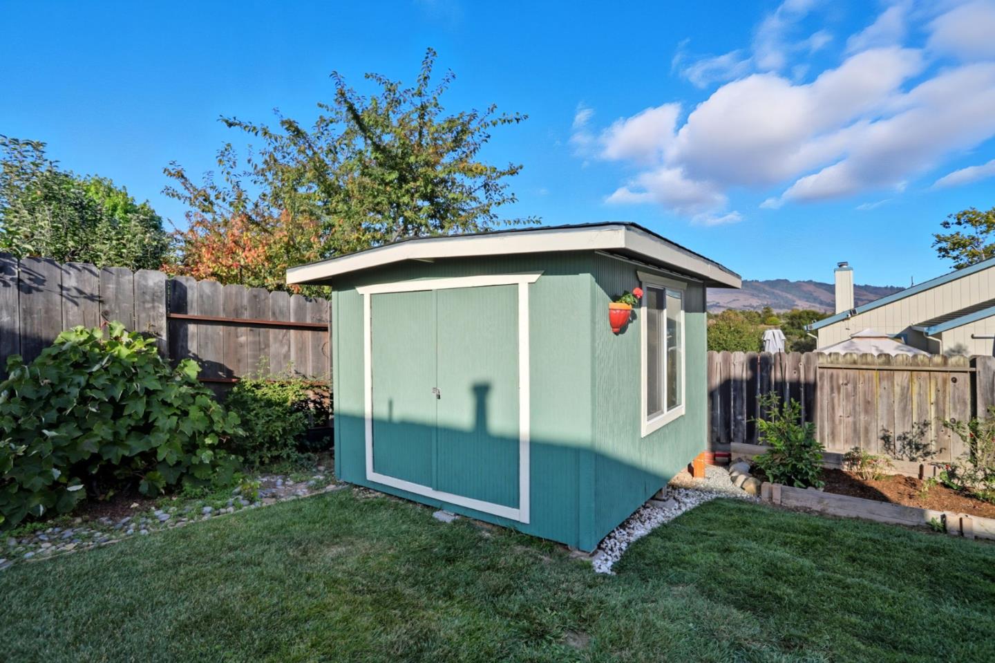 125 Lapis Drive