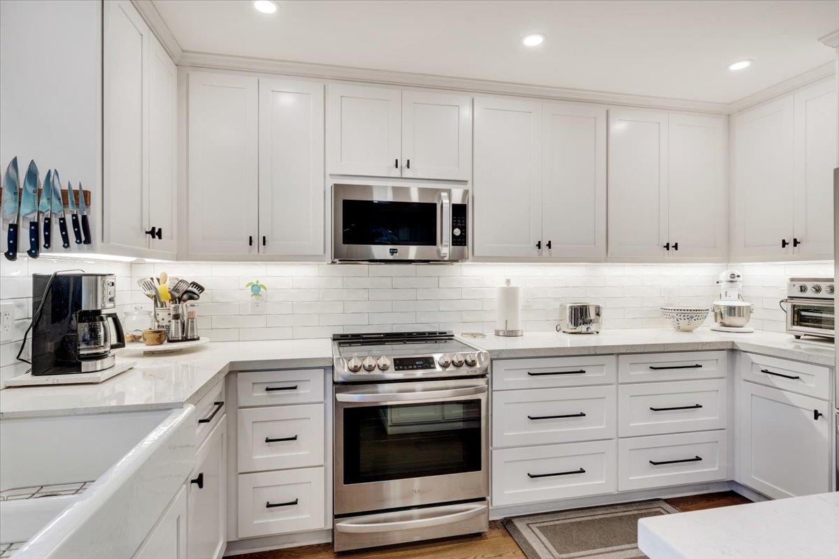 4568 Cimarron River Court