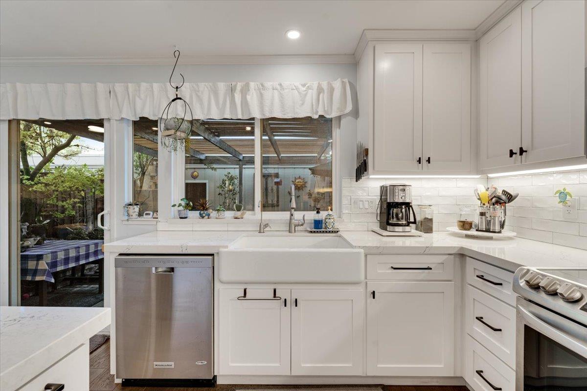 4568 Cimarron River Court