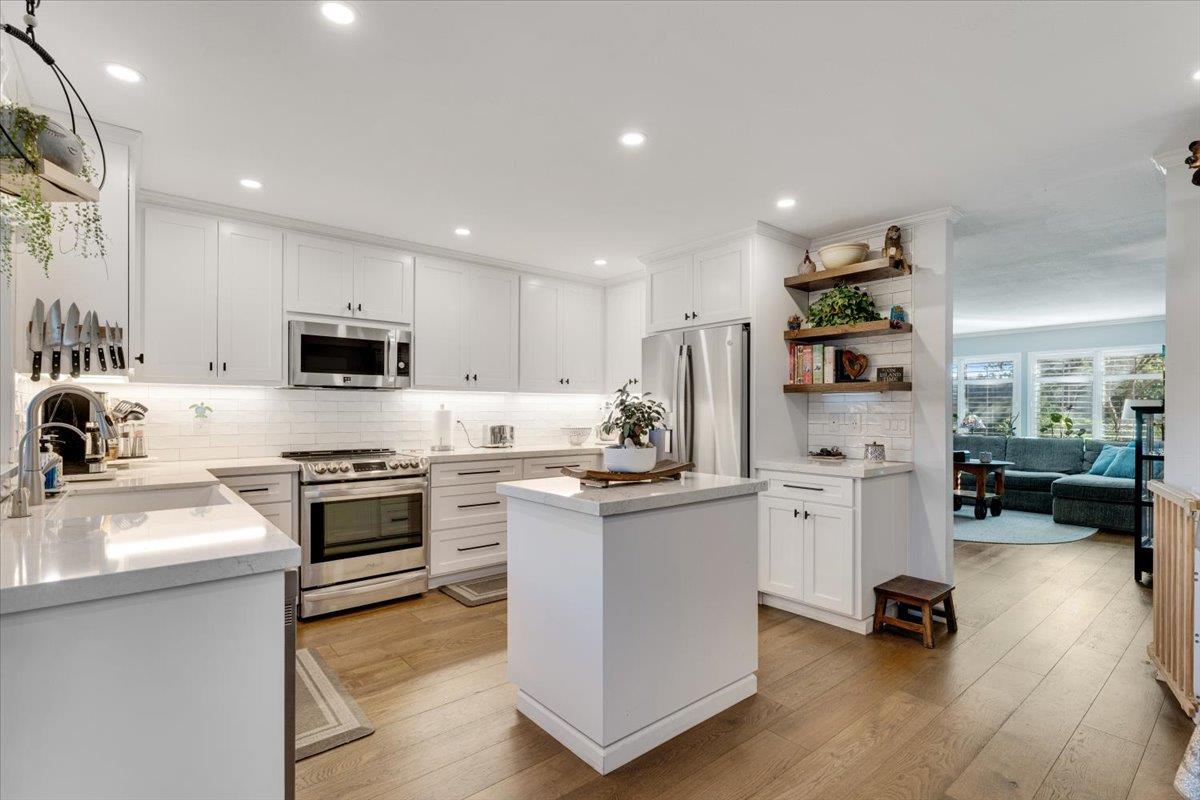 4568 Cimarron River Court