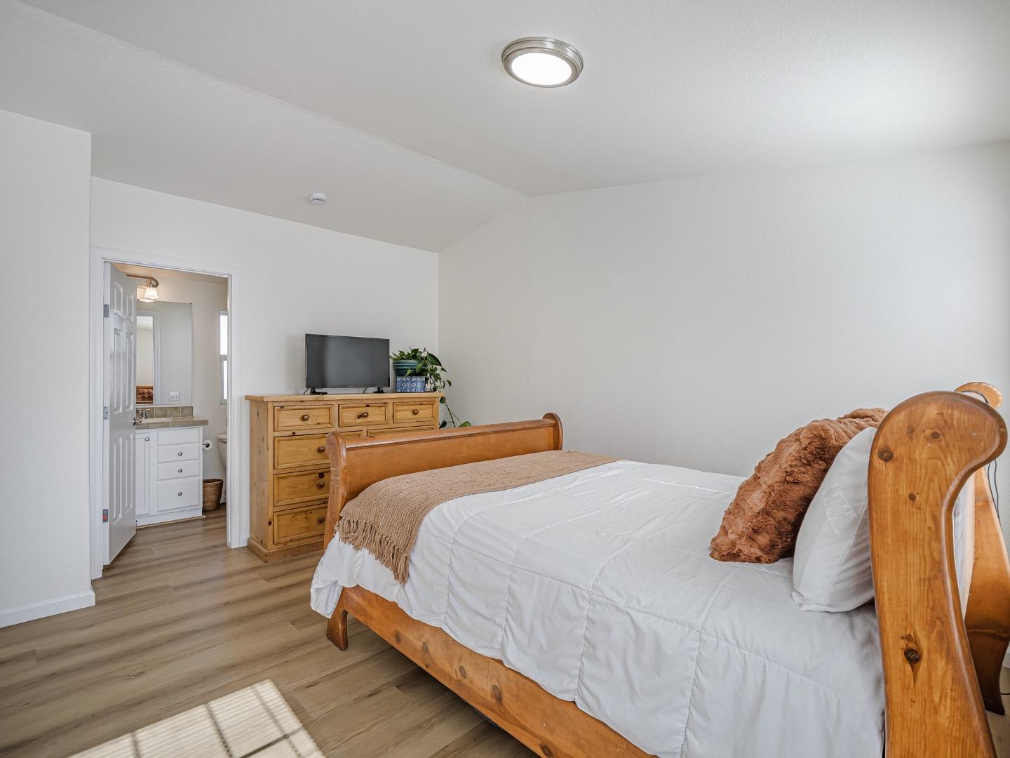 3710 Gross Road Unit: #12