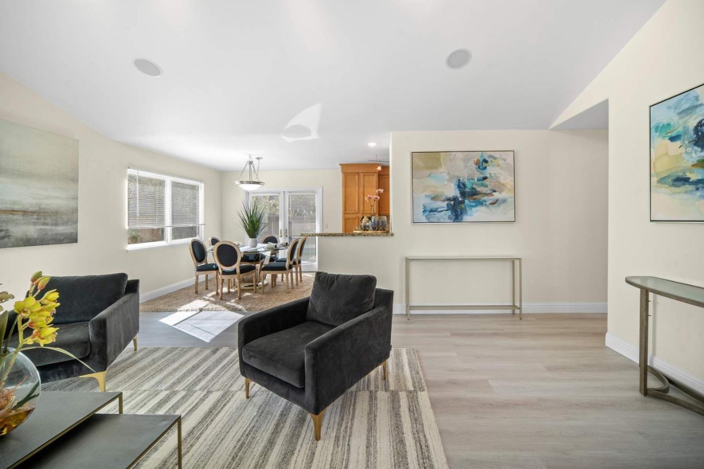 1109 McClellan AVE