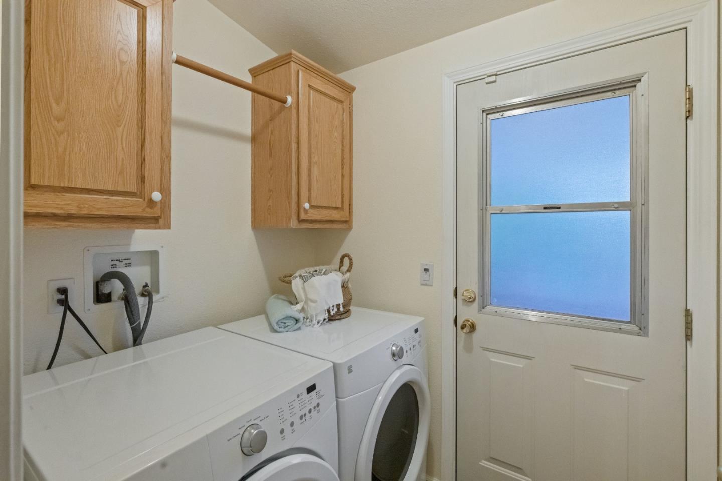 144 Holm RD 75