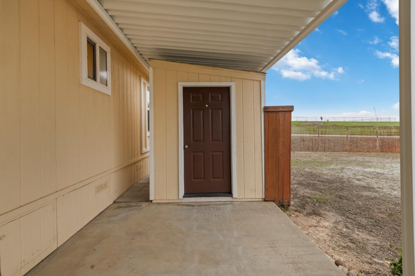 144 Holm RD 75