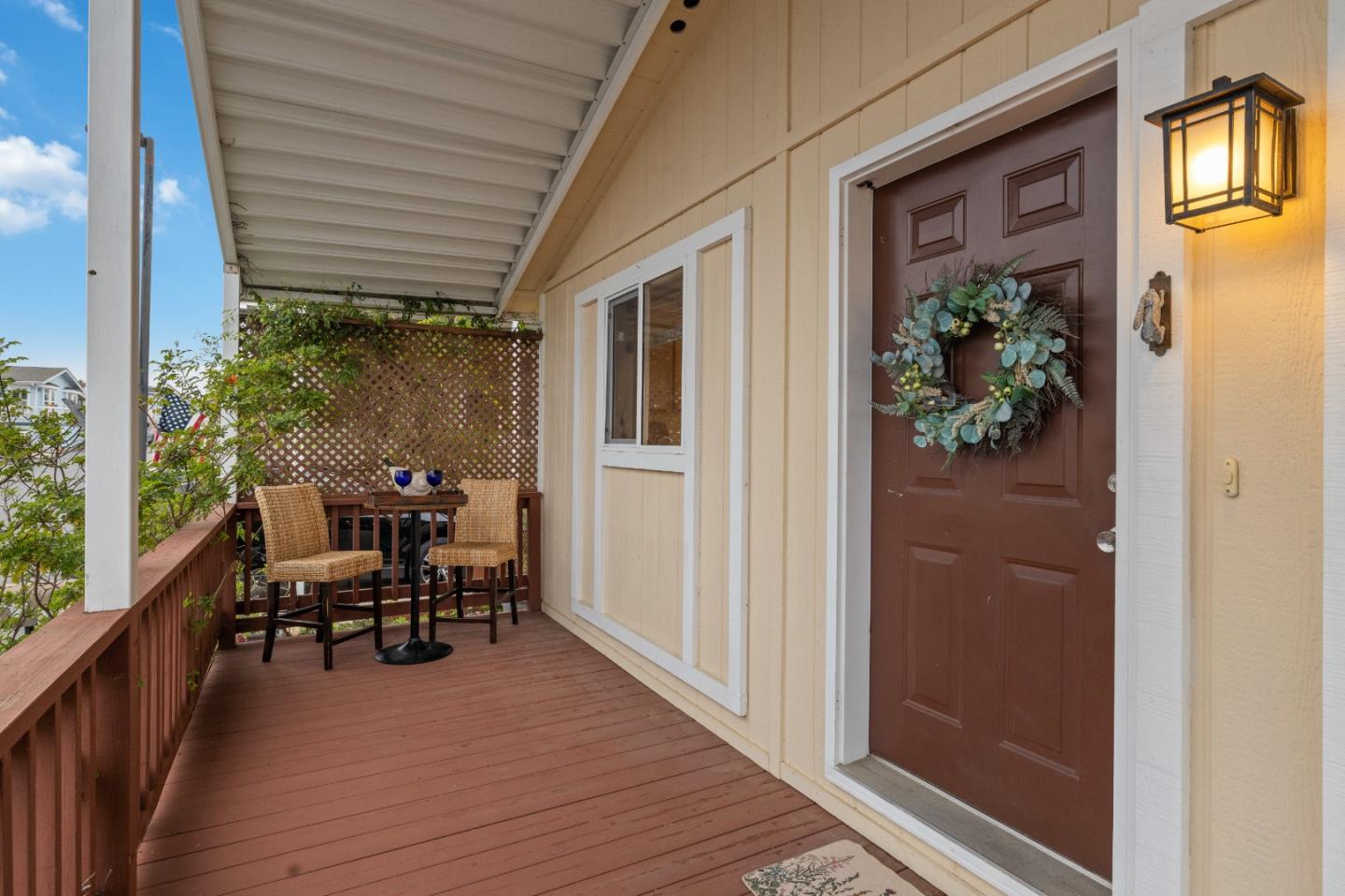 144 Holm RD 75