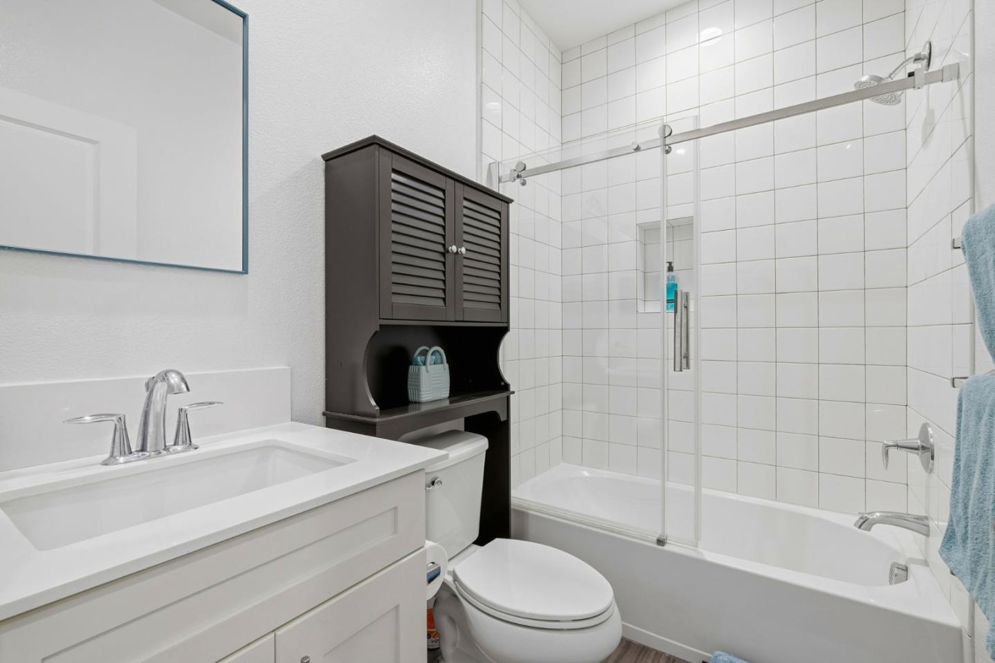 325 Skyforest Way