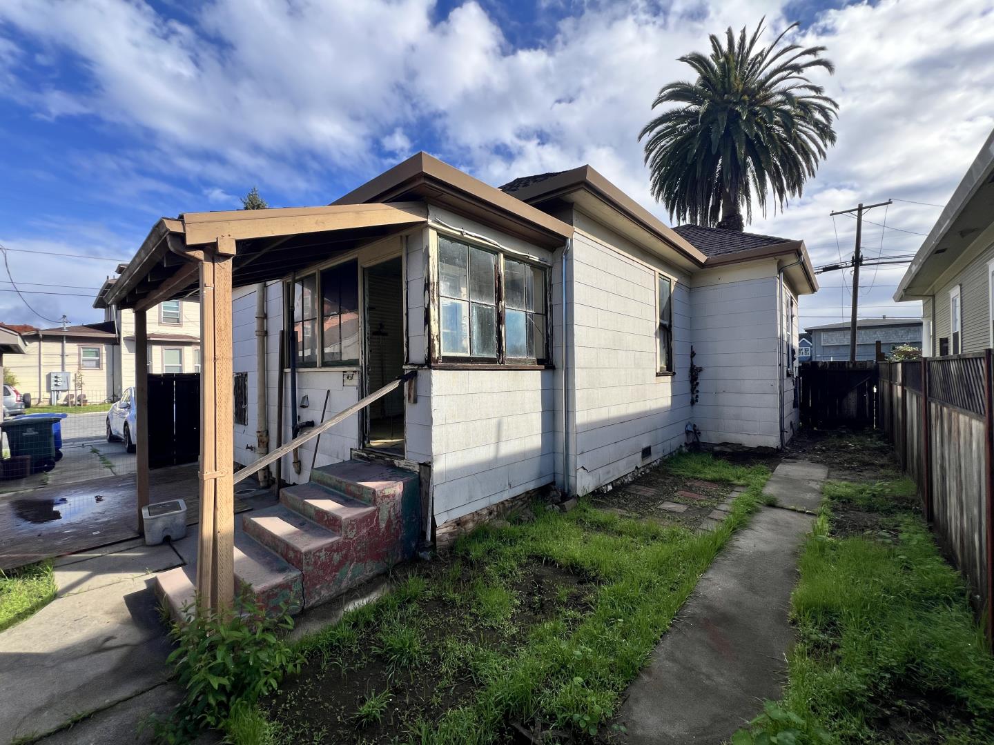 813 North Branciforte Avenue
