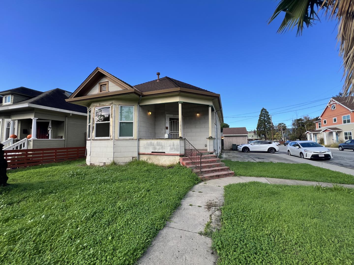 813 North Branciforte Avenue