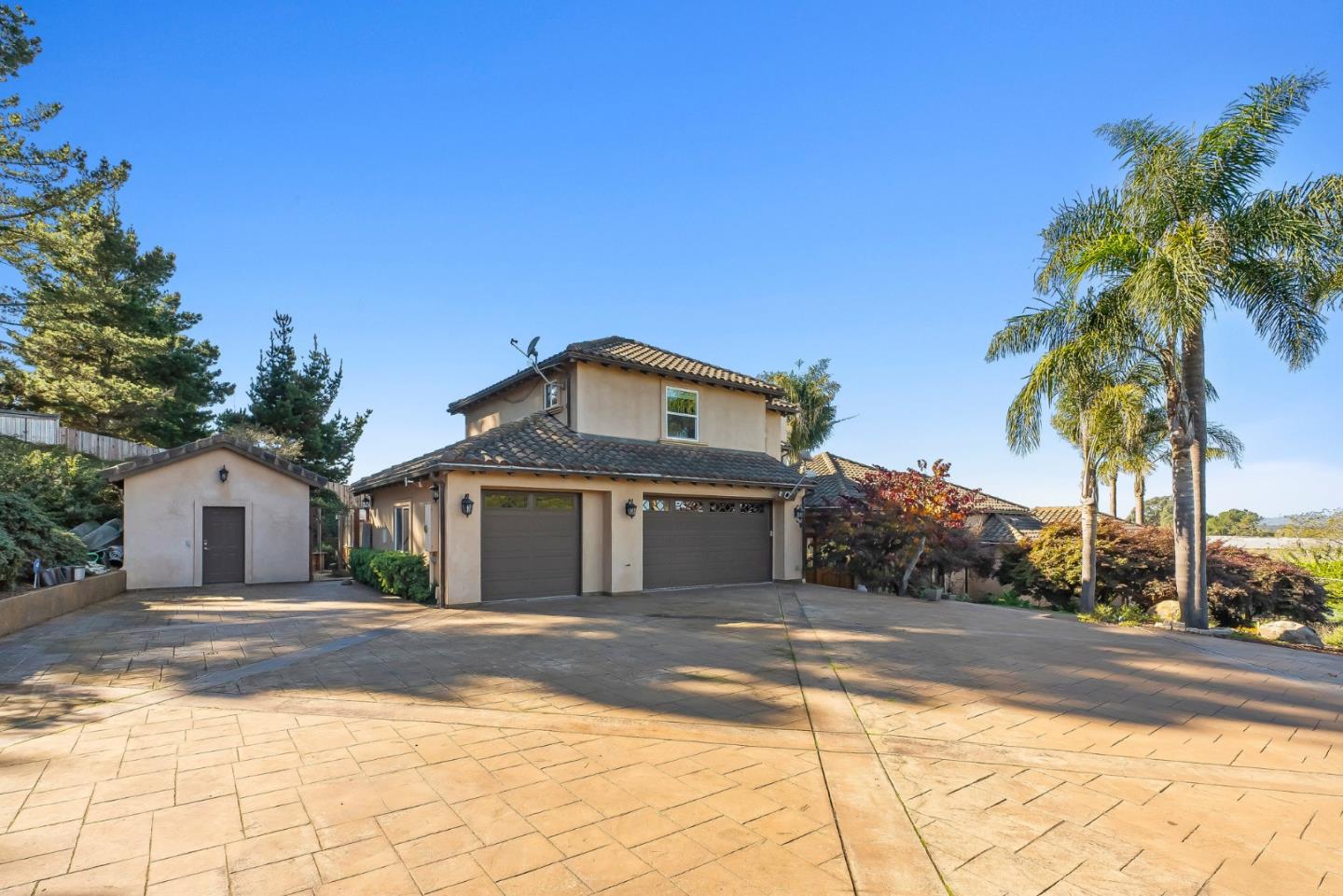 69 Crest Drive