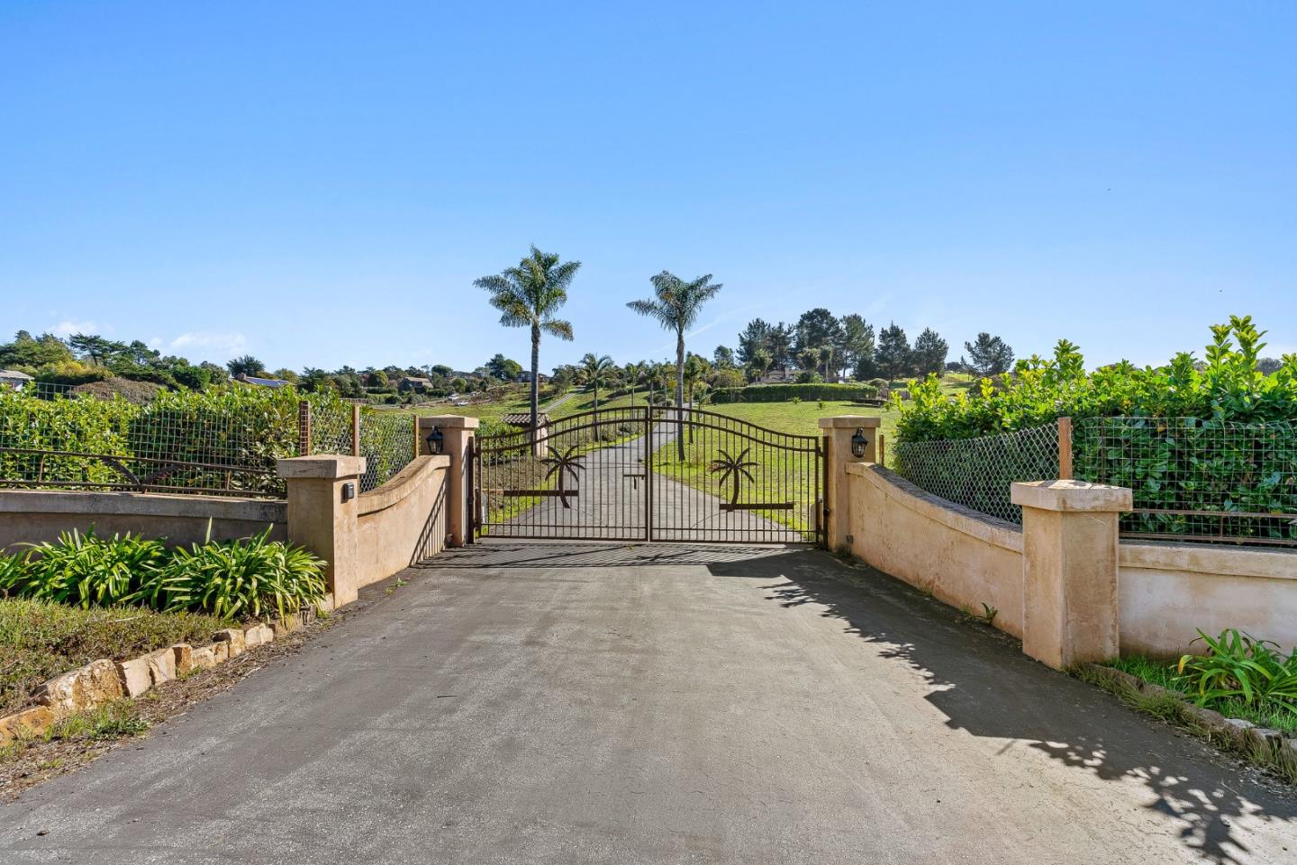 69 Crest Drive