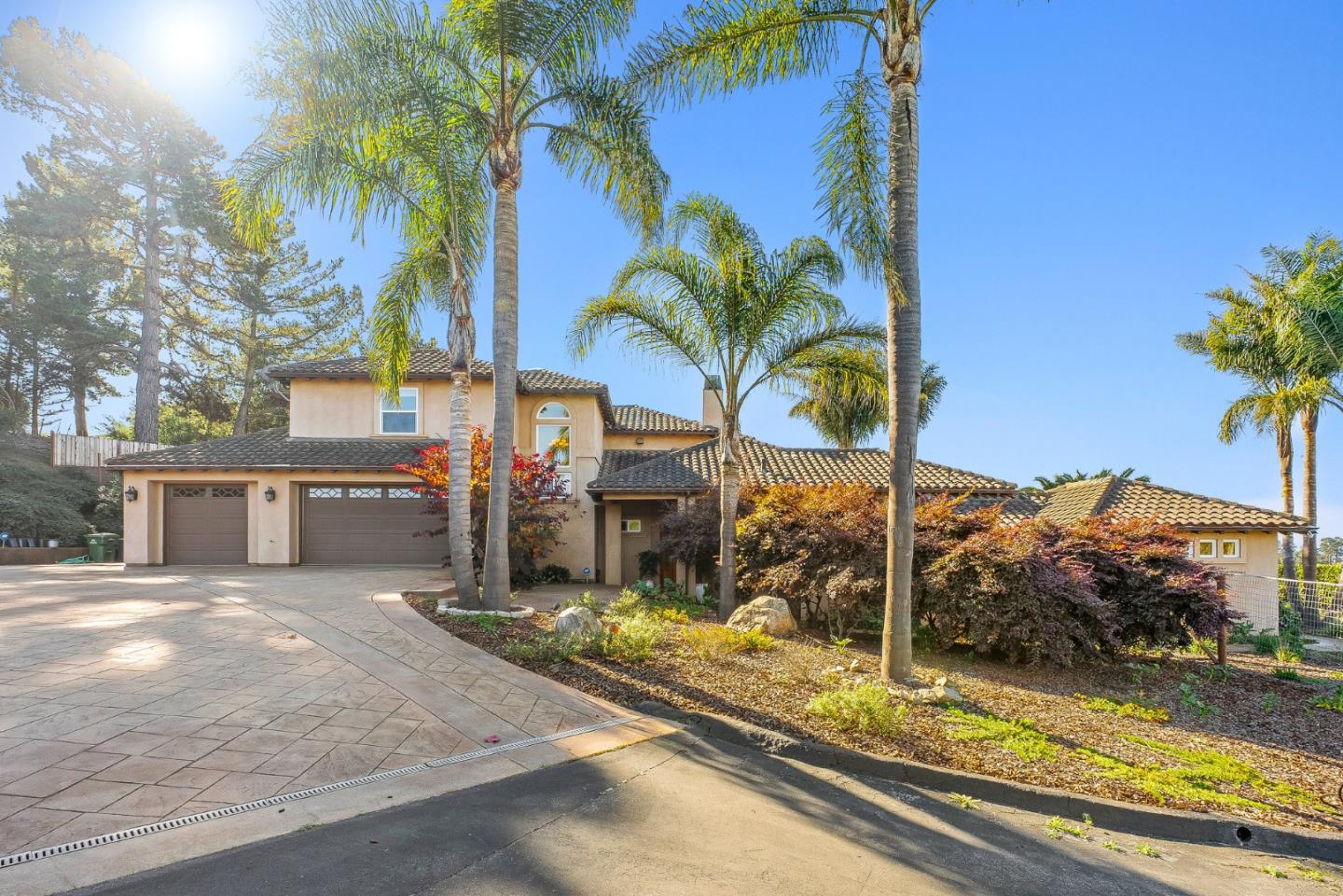 69 Crest Drive